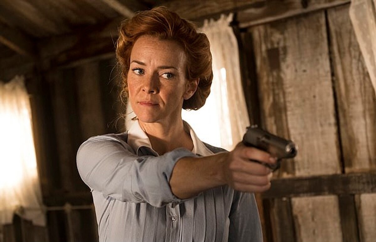   Энни Вершинг в сериале Timeless Фото: Daily Mail