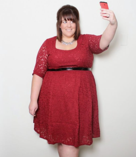 На фото ремень под грудью - ещё не так критично, но и он расширяет фигуру. Фото с pinterest