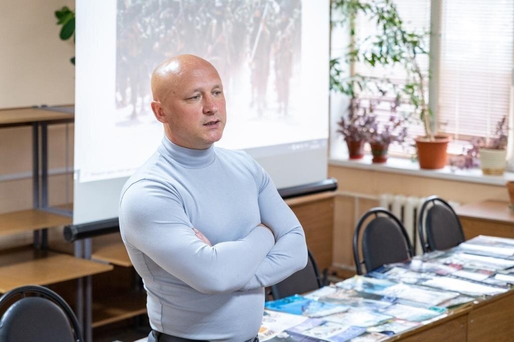 Андрей Безруков