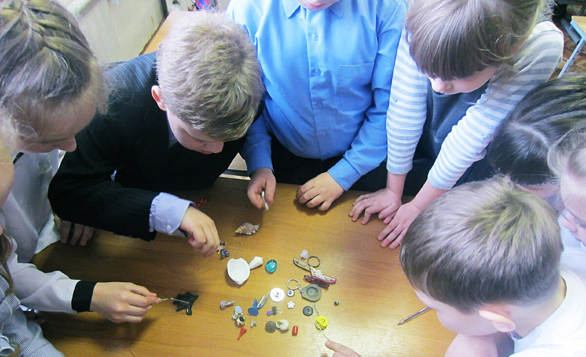 Играем в школе на перемене, лучше, чем носиться по коридору! 