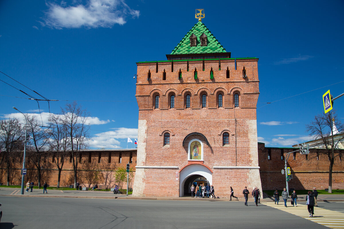 Дмитриевская башня нижегородского кремля фото