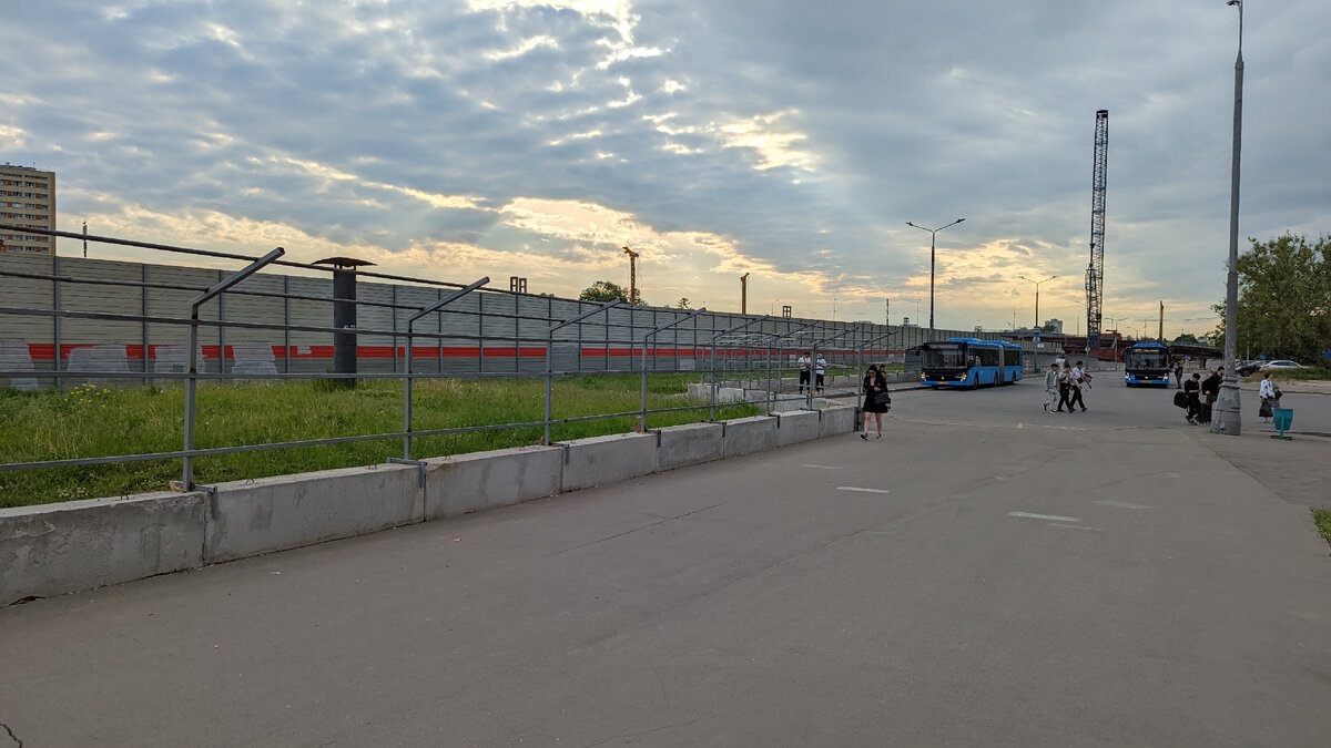 Бетонное ограждение на Петровско-Разумовской