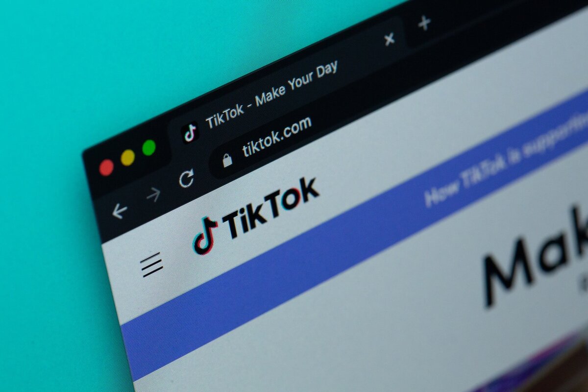     Как выложить видео в TikTok из России: простые и надежные способы