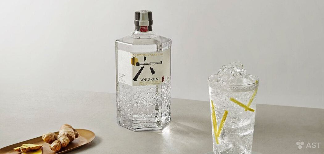 "Напиток с джином и тоником спас больше жизней и умов англичанам, чем все врачи в Империи." - Уинстон Черчилль.