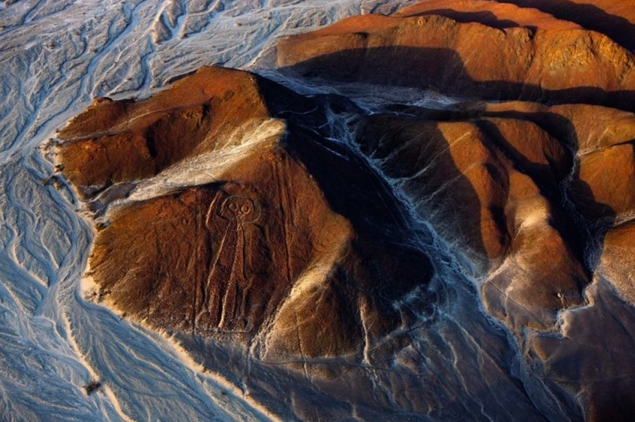 Линии бога. Гора Наска. Саркофаг нанду. Тайны Наска National Geographic. Хребет Наска