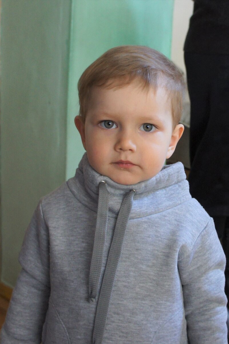 первенец Виктор