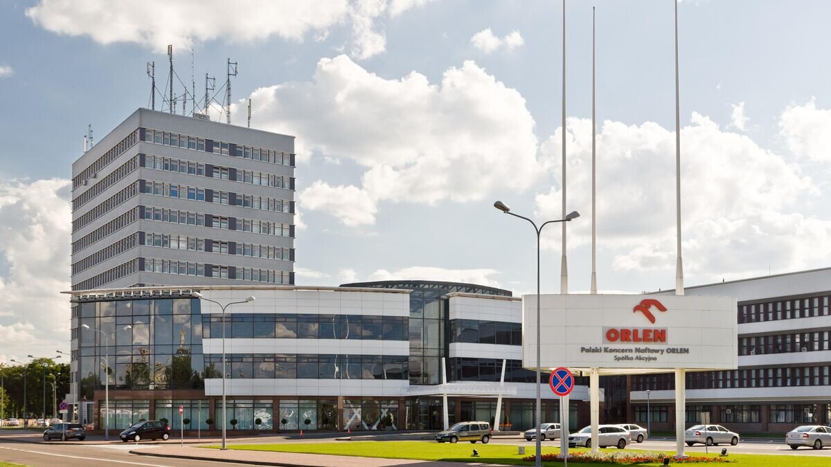    Офис польской топливной компании ORLENCC BY-SA 3.0 / Adam Kliczek / PKN Orlen headquarters in Płock, Poland