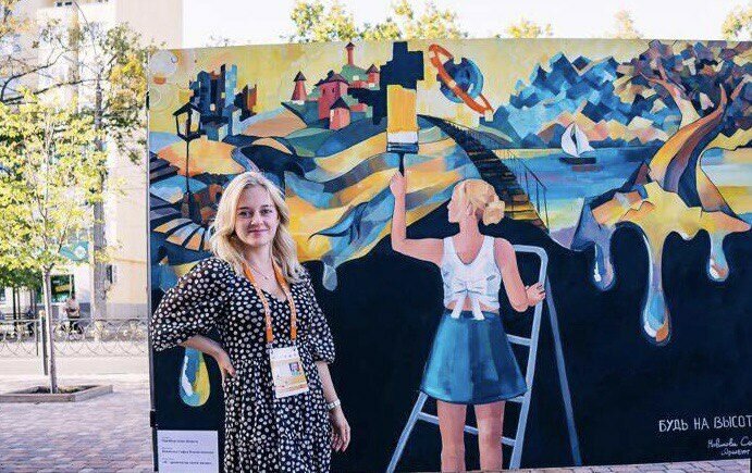    Оренбурженка одержала победу на Всероссийском творческом фестивале работающей молодежи Кристина Просвиркина