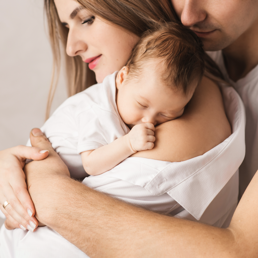 *Лучшим для младенца является грудное вскармливание. Сведения о возрастных ограничениях применения продукции «ФрутоНяня» смотрите на индивидуальной упаковке. Необходима консультация специалиста. Реклама.