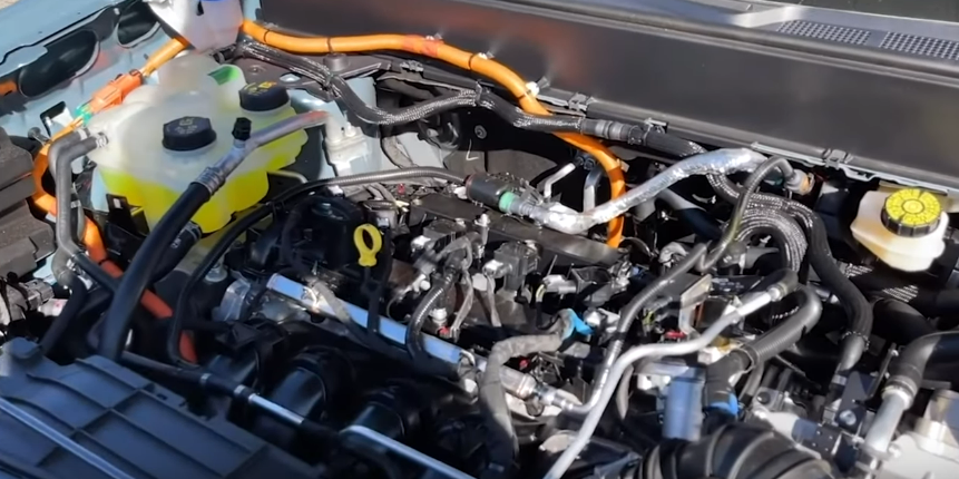 Подкапотное пространство.