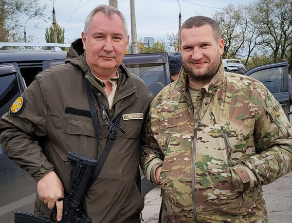 Отправившийся в зону СВО Дмитрий Рогозин. Фото © Телеграм-канал РОГОZИН