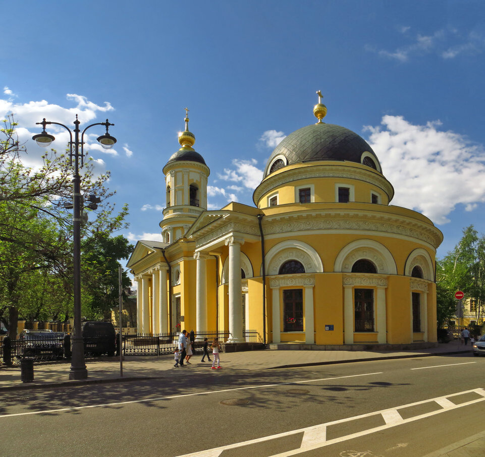 200 лет творению Осипа Бове в Подмосковье: церковь Михаила Архангела в селе  Архангельское (бывшая усадьба Трубецких-Бове) | Прогулки по Подмосковью |  Дзен