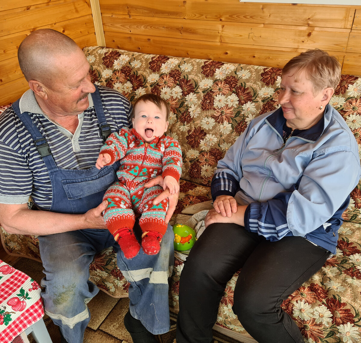 Бабушка Зоя, дедушка Миша и мой язык! 