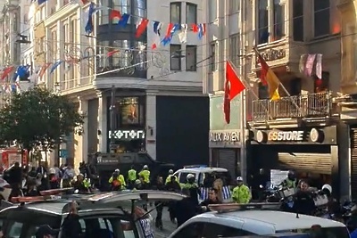    Взрыв в центре Стамбула ©Скриншот