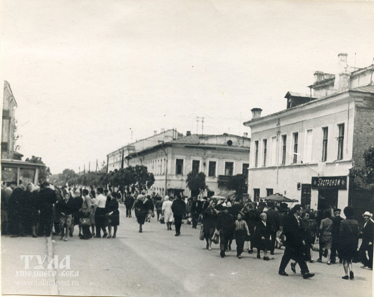 Улица Каминского в Туле в середине 1960-х годов | ПАНТОГРАФ | Дзен