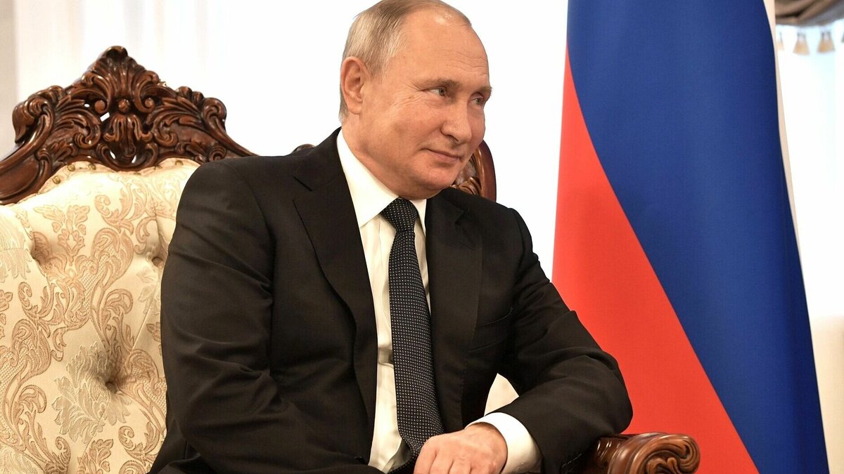     Мариуполь и Мелитополь удостоены почетного звания «Город воинской доблести». Горловке и Луганску присвоено звание “Город трудовой доблести”. Соответствующий указ подписал накануне глава российского государства Владимир Путин.