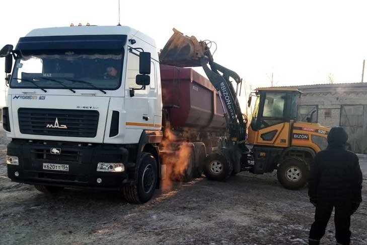    30 кубов дров выделил мобилизованным Здвинский лесхоз. Фото предоставлены администрацией Здвинского района