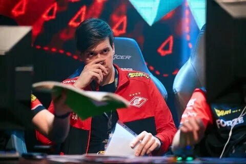 Глеб 'cenra' Антохин