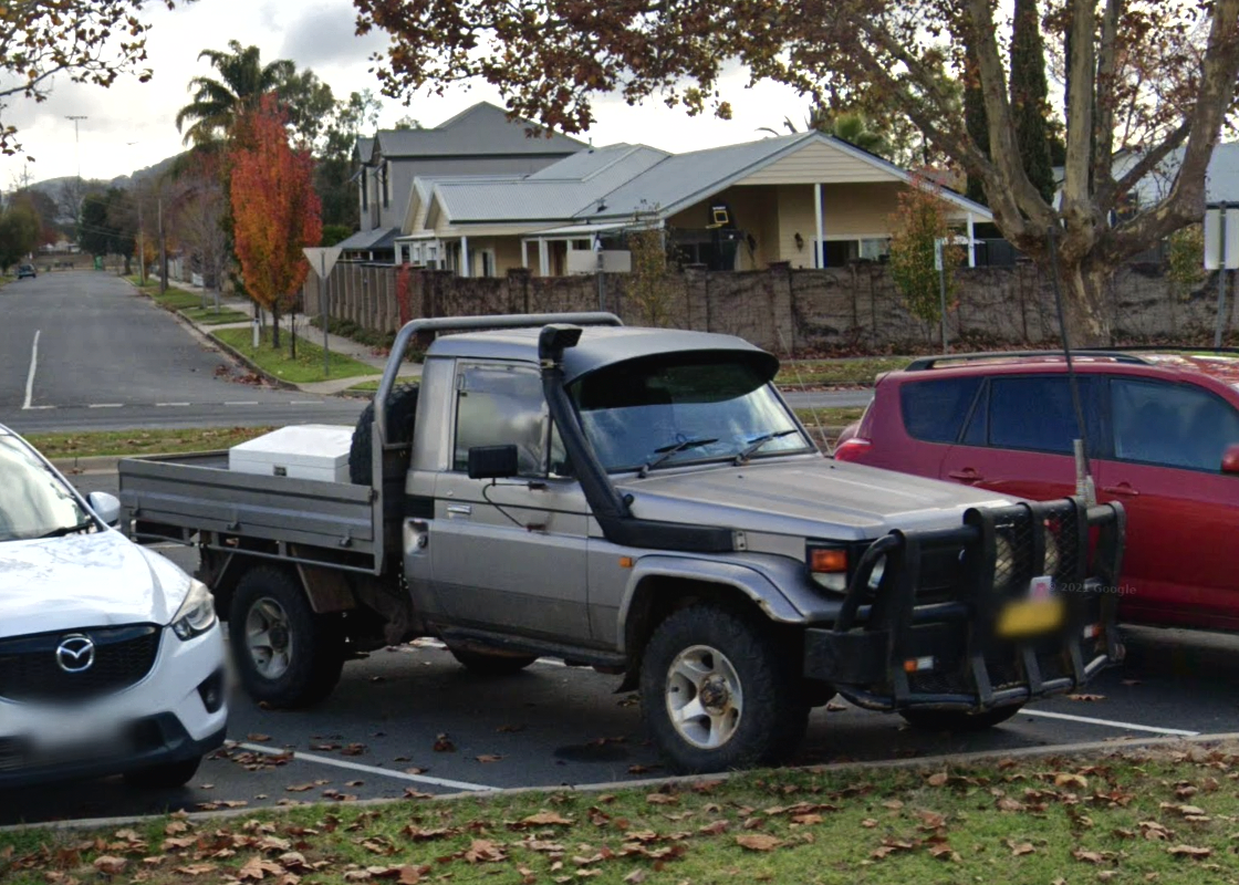 Когда размер имеет значение 😲 Toyota Land Cruiser HDJ79 ...