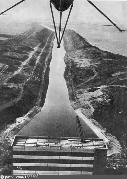 Здравствуйте, дорогие товарищи! Сегодня вы увидите необычную подборку странных и удивительных фотографий.-5