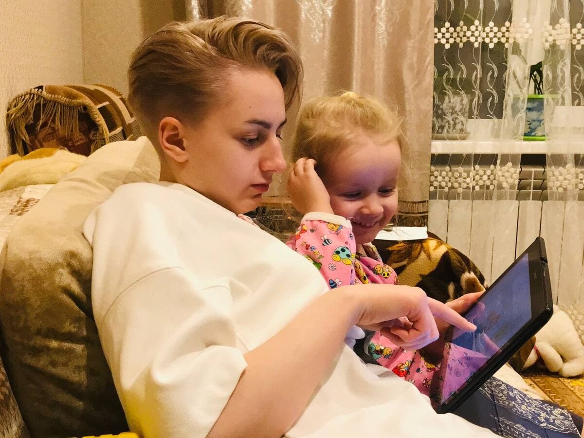 Старшая и младшая дочки. Разница между ними 15 лет