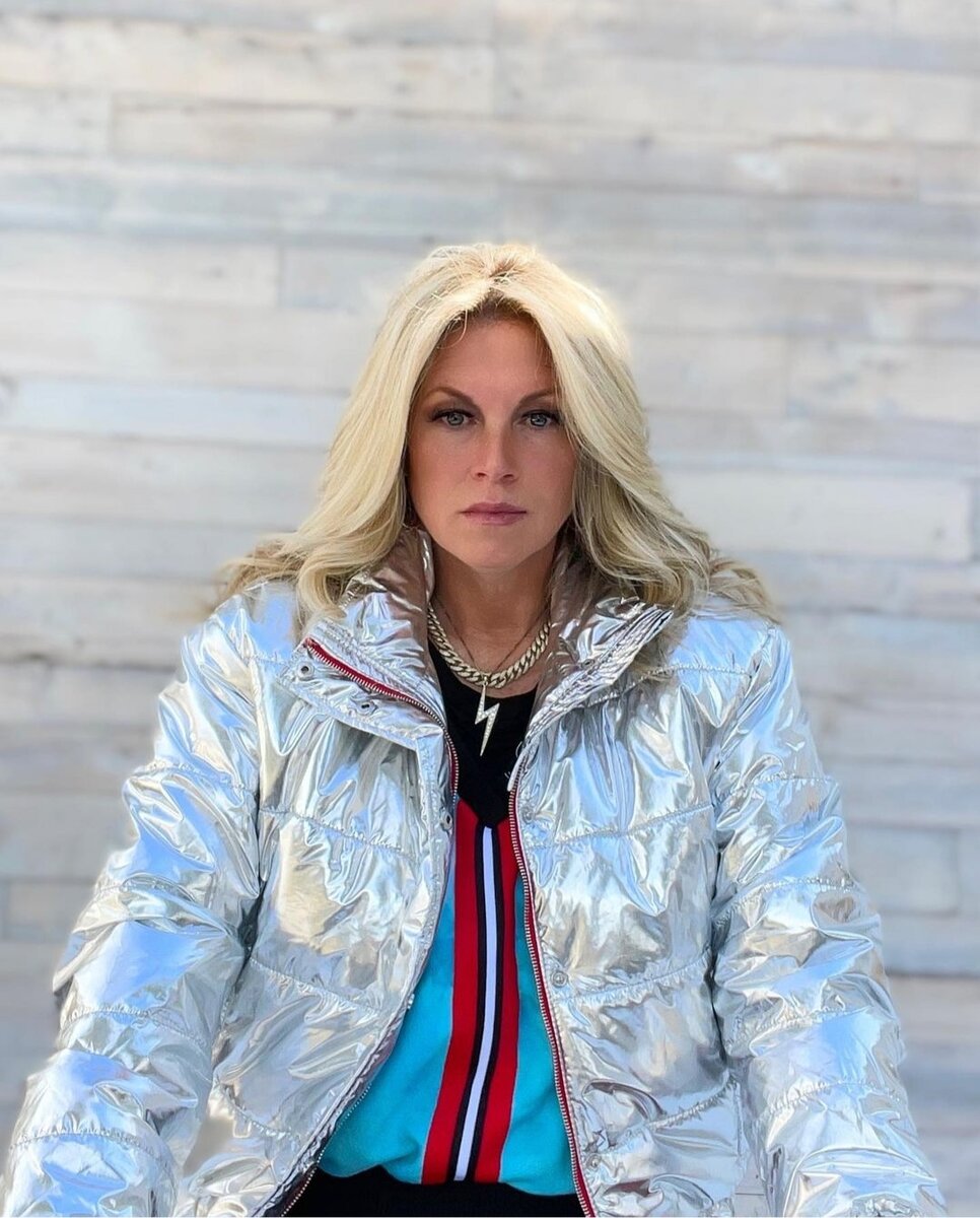 @instagram.com/lws_lynnwardrobesews