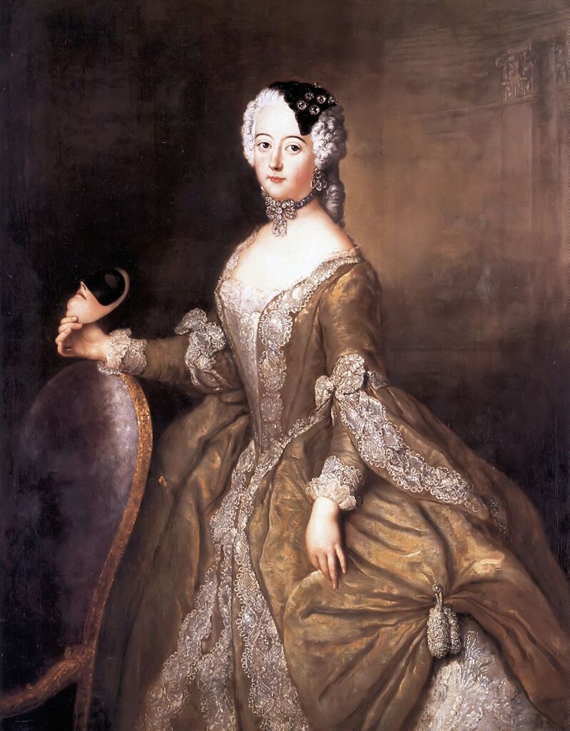 Ловиса Ульрика Прусская. Антуан Пэн, около 1744 г.
https://commons.wikimedia.org/wiki/File:Luise_Ulrika_of_Prussia_by_Antoine_Pesne-_1744_ca.jpg