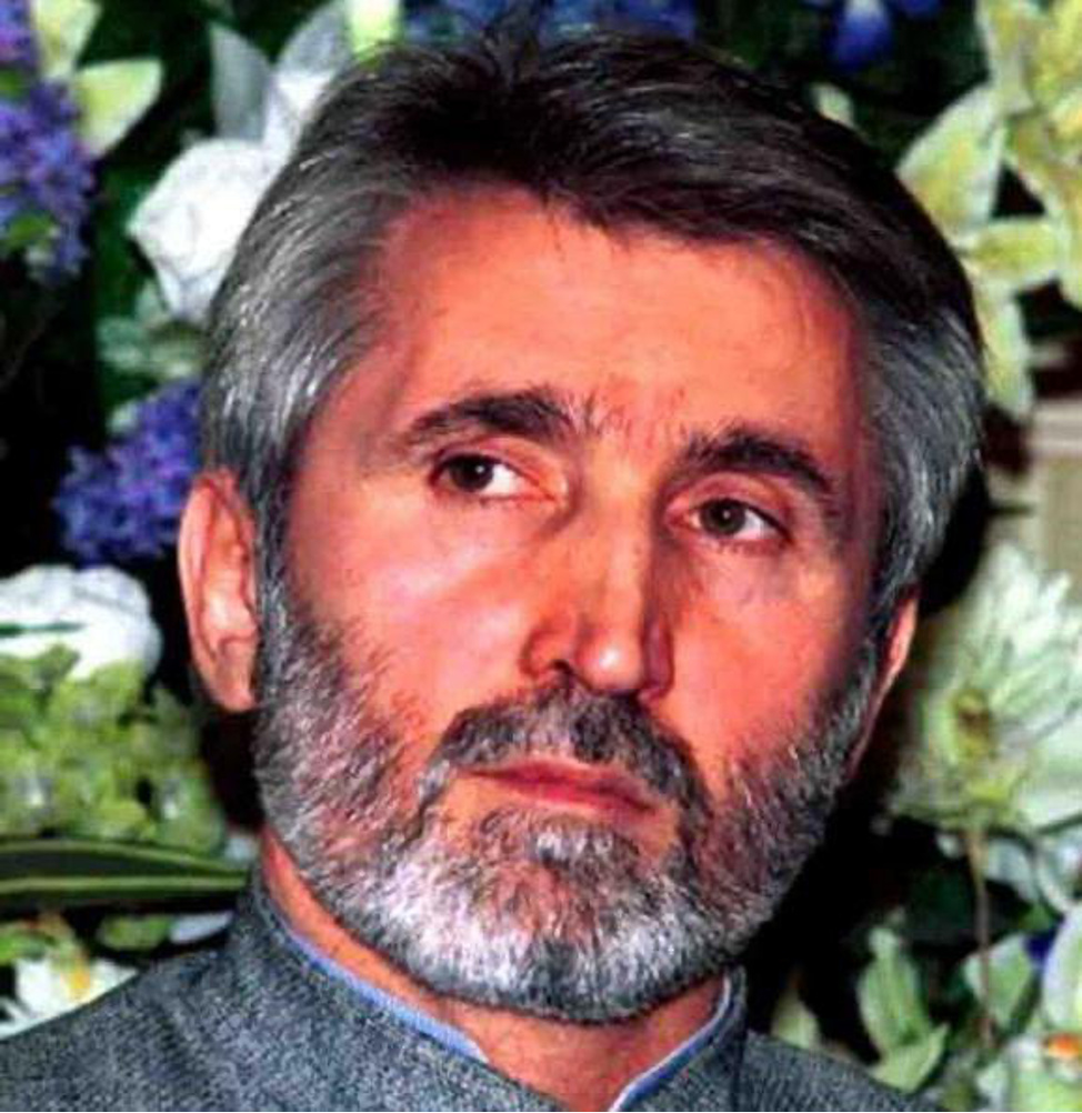 Хож ахмед таштамирович. Хож Ахмед Нухаев. Хож-Ахмед Таштамирович Нухаев. Хож Ахмед Нухаев в молодости. Хож-Ахмед Таштамирович Нухаев российский политик.