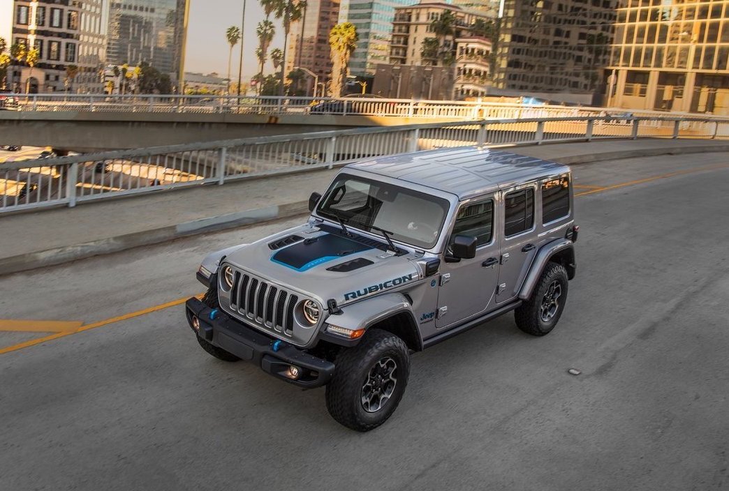 Jeep Wrangler Sahara 2021