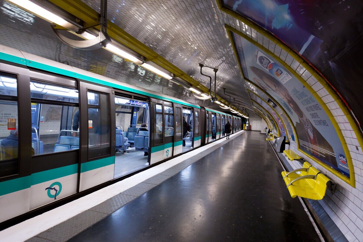 метро в париже