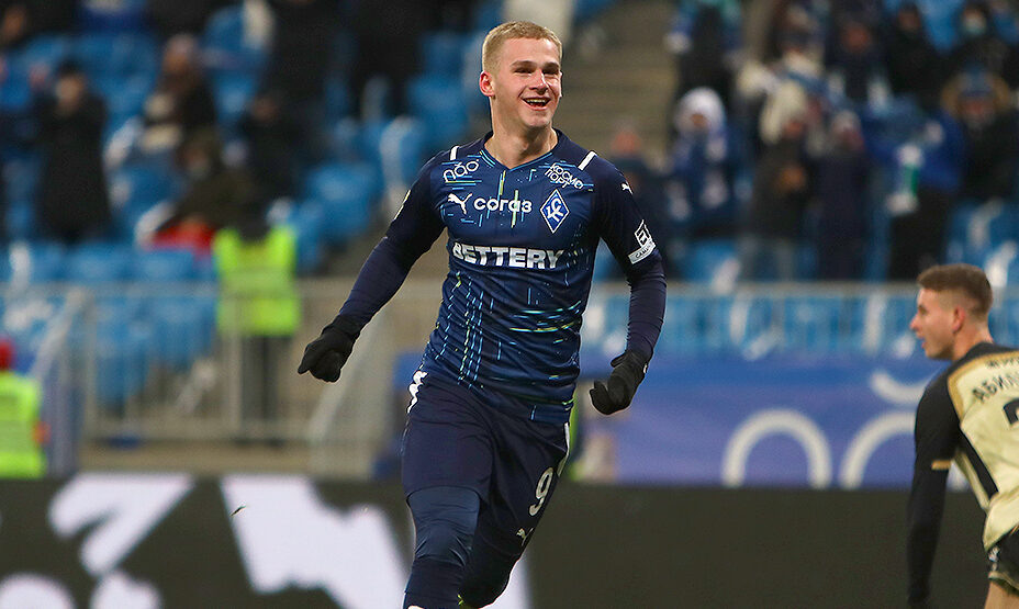    Сергею Пиняеву стало плохо на тренировке «Крыльев Советов». Фото: РПЛ