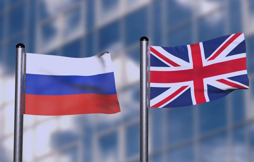    Власти Великобритании начали отменять санкции против России