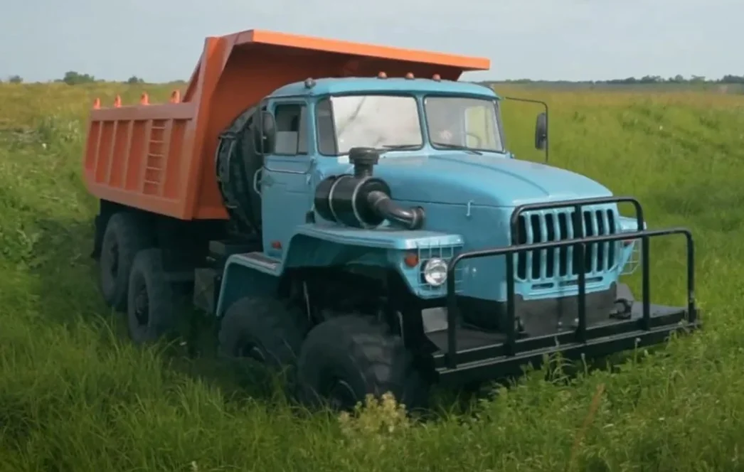 Вездеход 8x8 Урал