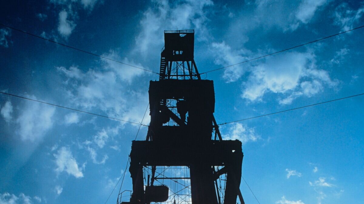    Нефтяная вышка. Архивное фото© РИА Новости / Александр Гущин