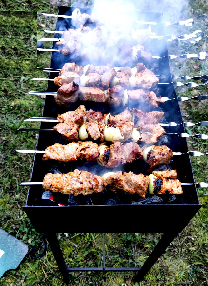 Дача без шашлыка - это не дача (фото автора)