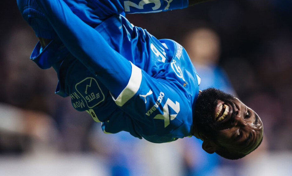    Прежде чем отправить на ЧМ-2022 Нгамале забил за "Динамо". И отметил гол кульбитом. Фото: ТГ-канал "Динамо"