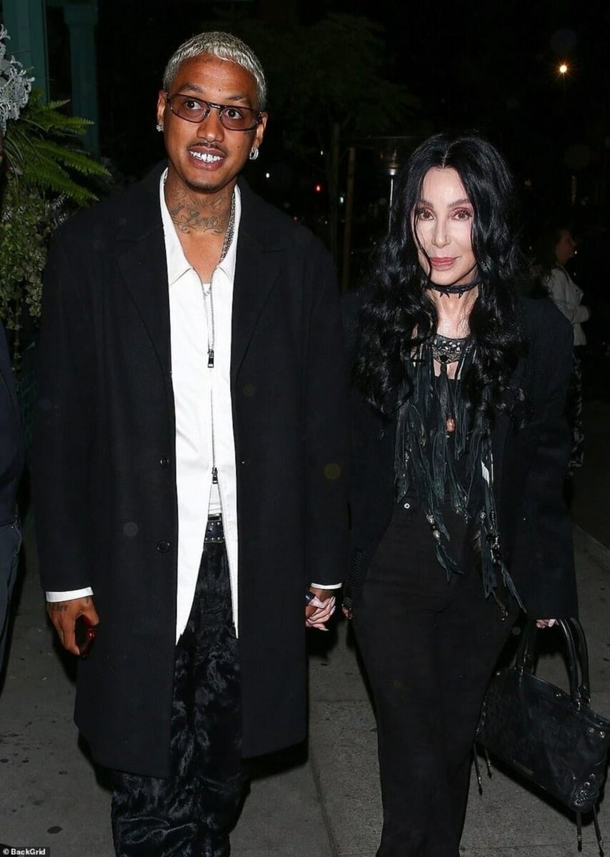    Эдвардс и Шер