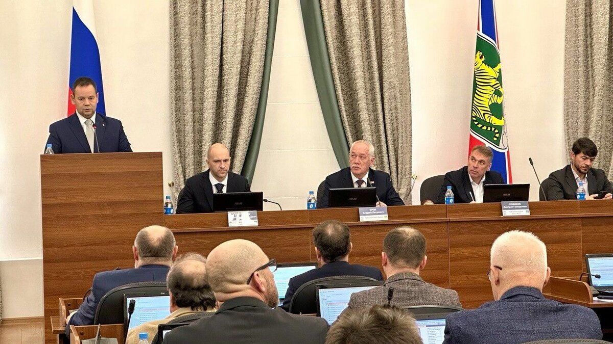    В столице Приморья в четверг, 24 ноября, прошло заседание городской думы, на котором обсуждали проект бюджета краевого центра на 2023 год, сообщили в администрации Владивостока.