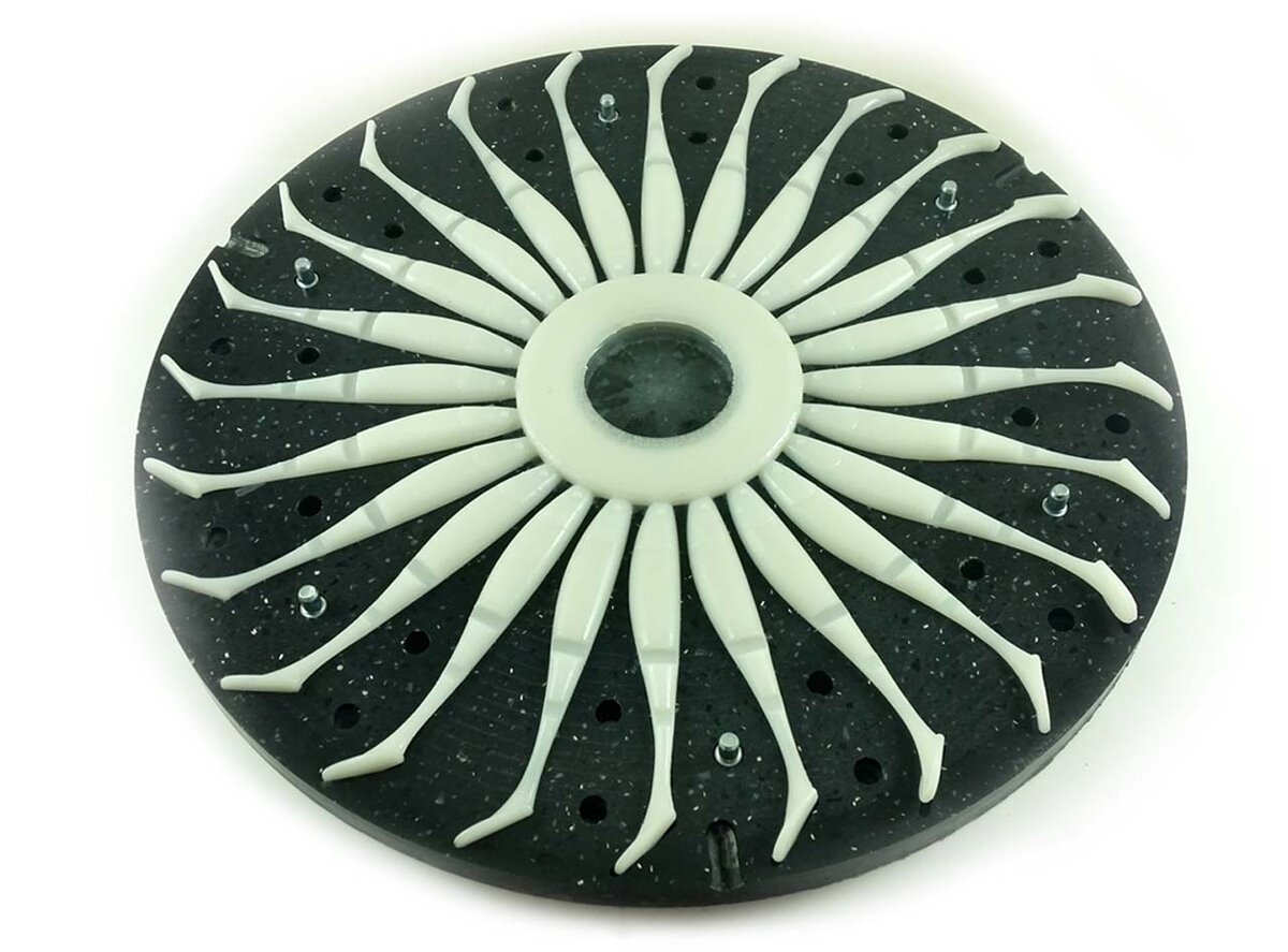 центробежная форма для силиконовых приманок. формы для центробежного литья. центробежные формы для литья силиконовых приманок. стоимость форм для центробежного литья приманок. фланец для центробежного литья силиконовых приманок.