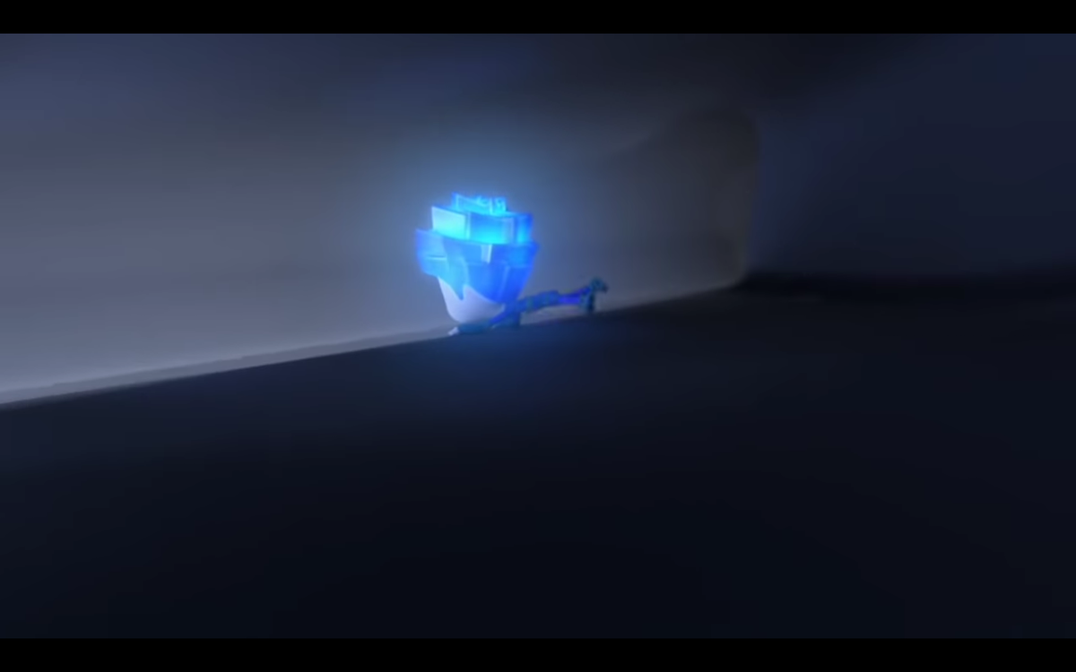 Нолика засасывает в пылесос.