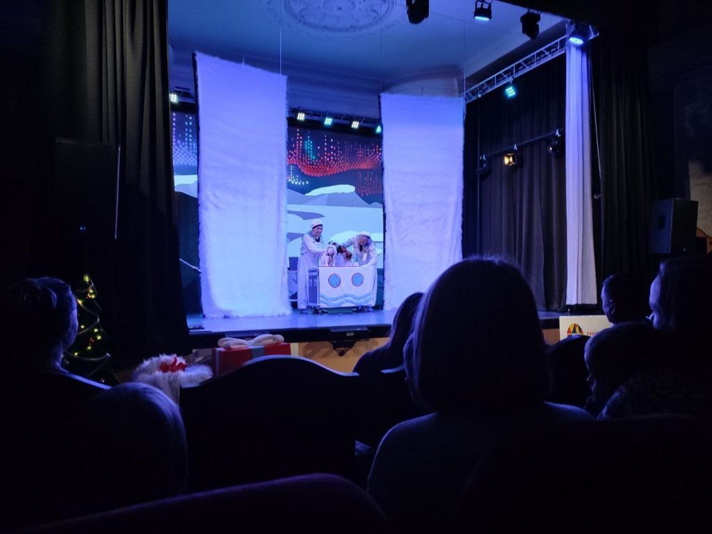 Новогодний спектакль театра кукол "Арлекин" "Умка"📷     Рейтинг-2022, составленный по сообщениям читателей «Волжской правды»
