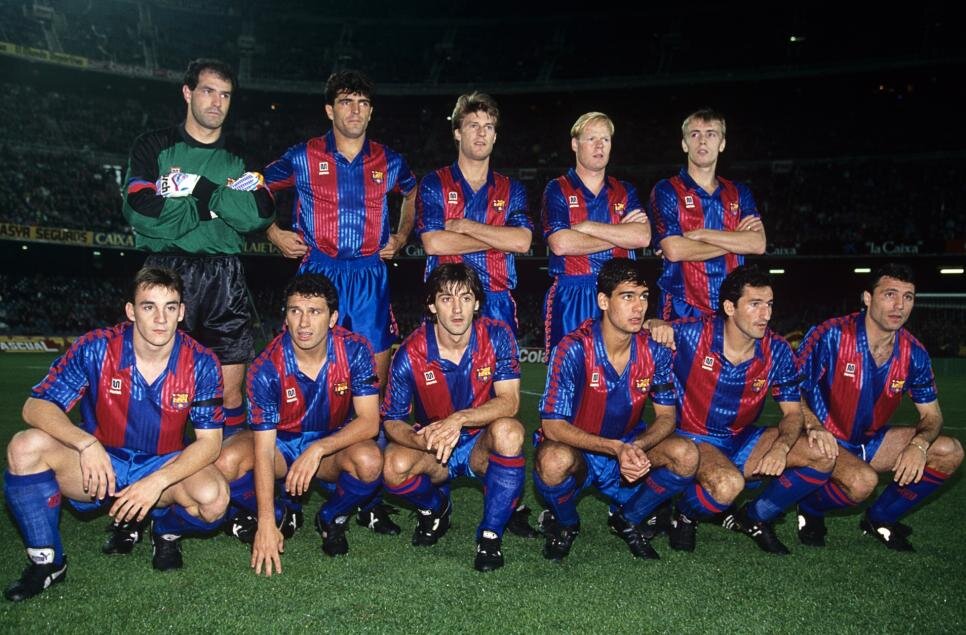 Командное фото Барселоны перед игрой 1/8 финала, против Кайзерслаутерна