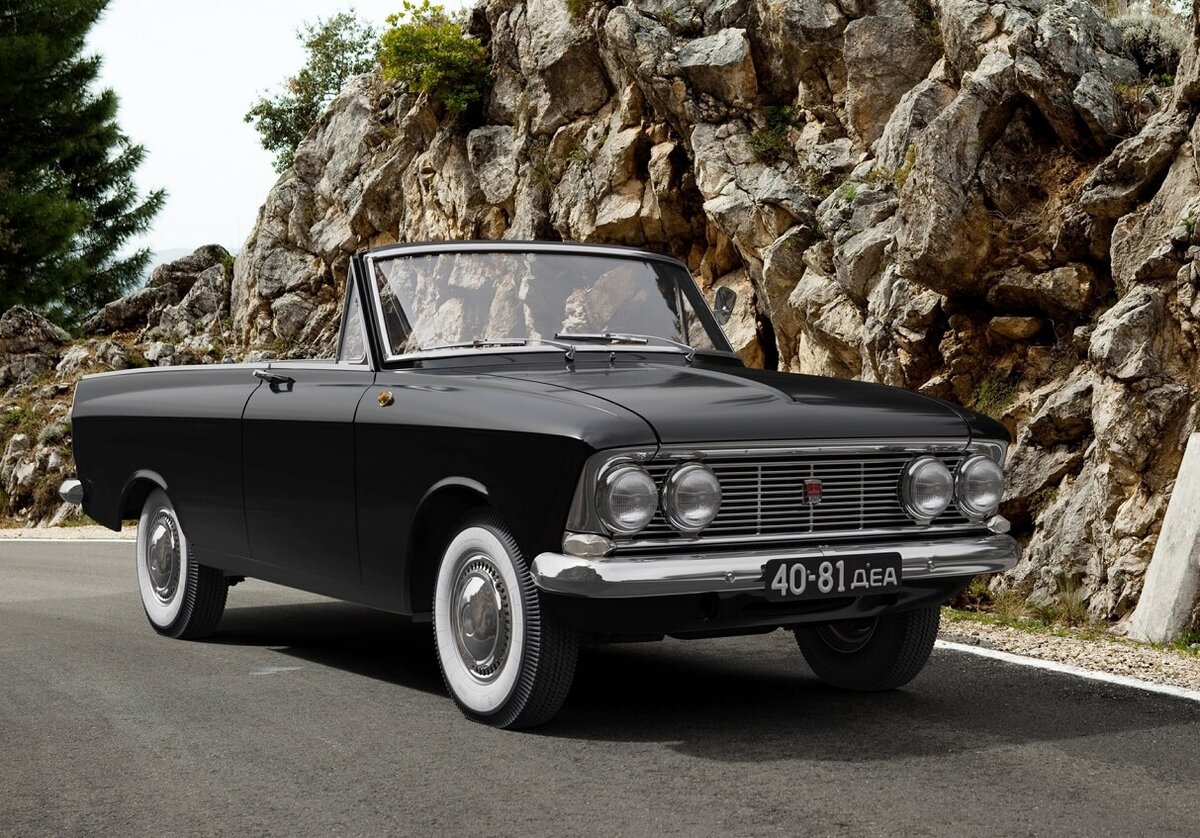 Москвич-408 оснащался четырехцилиндровым рядным верхнеклапанным продольно расположенным карбюраторным двигателем, который имел объем 1.358 литра и выдавал 50 лошадиных сил.