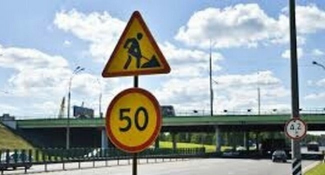 К сожалению, узнать на самом деле ли завершены работы на данном участке дороги, водитель не имеет возможности