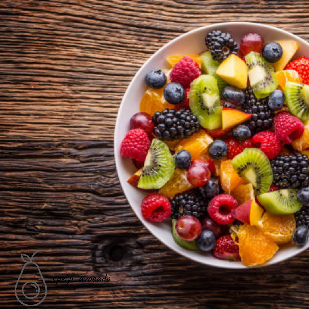 Чаша с тропическими фруктами. Клубника киви апельсин. Fresh Fruits on a Plate вид перспектива. Жвачка фруктовый салат. Есть фрукты на голодный желудок