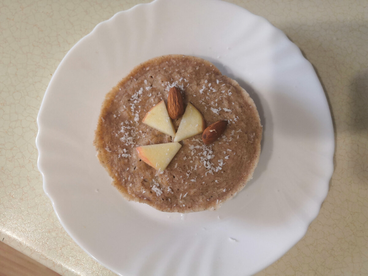 Шарлотка с кокосом