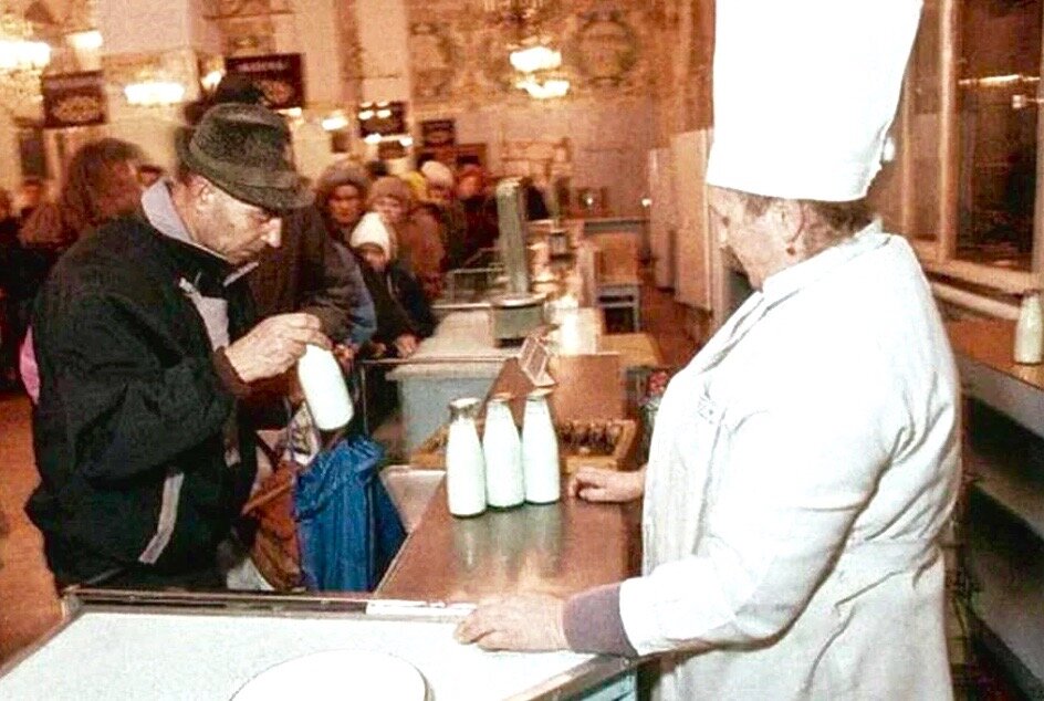 Молочный отдел в СССР.