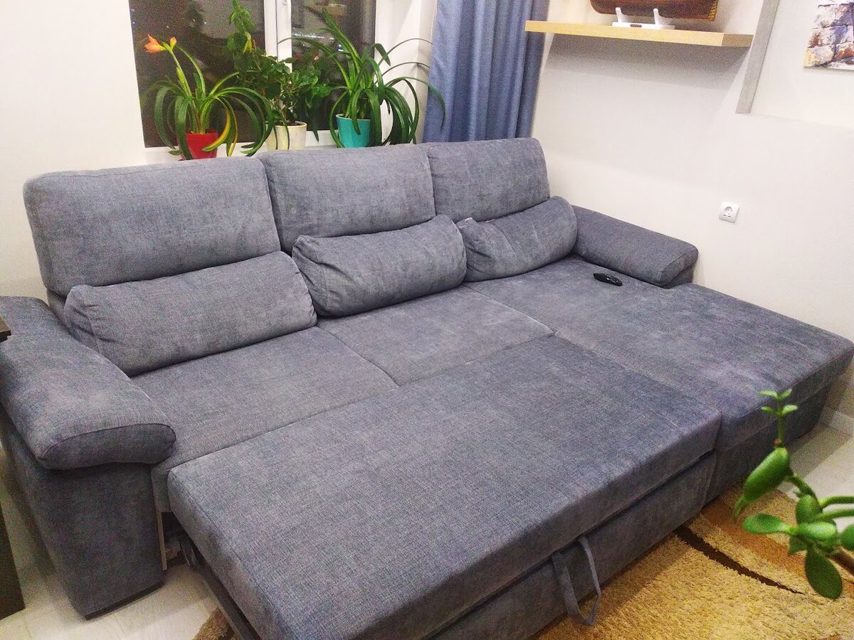 Диван в разобраном виде