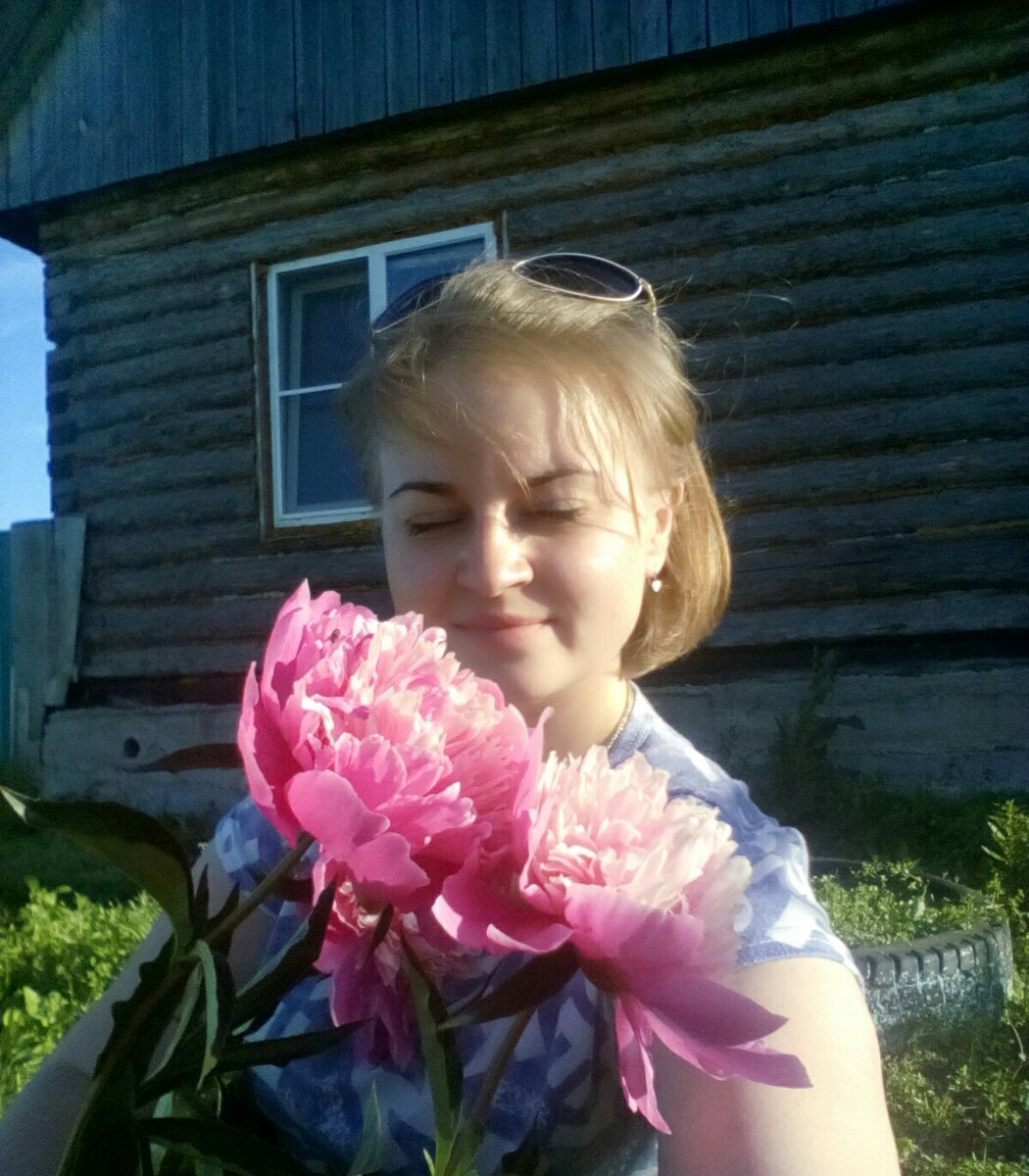 Розовый пион