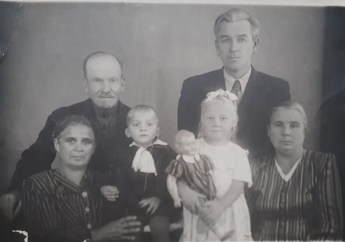Советская семья. фото:автора